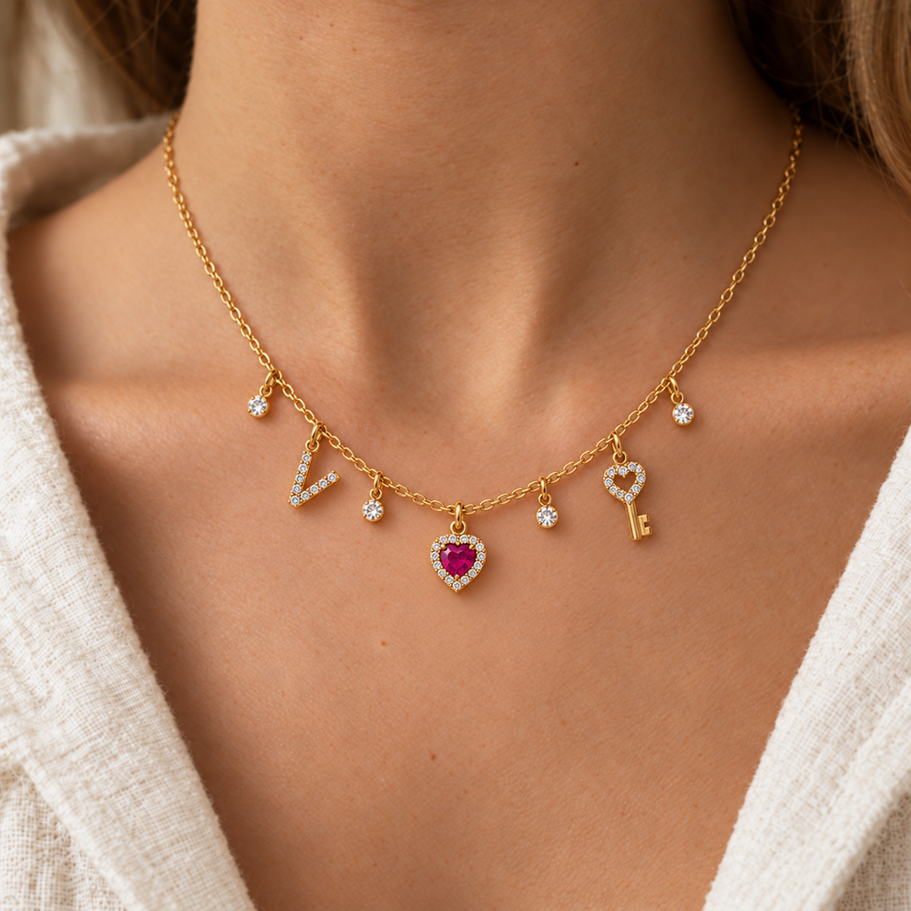 Collar Letra V, Rubí y Llave en Oro
