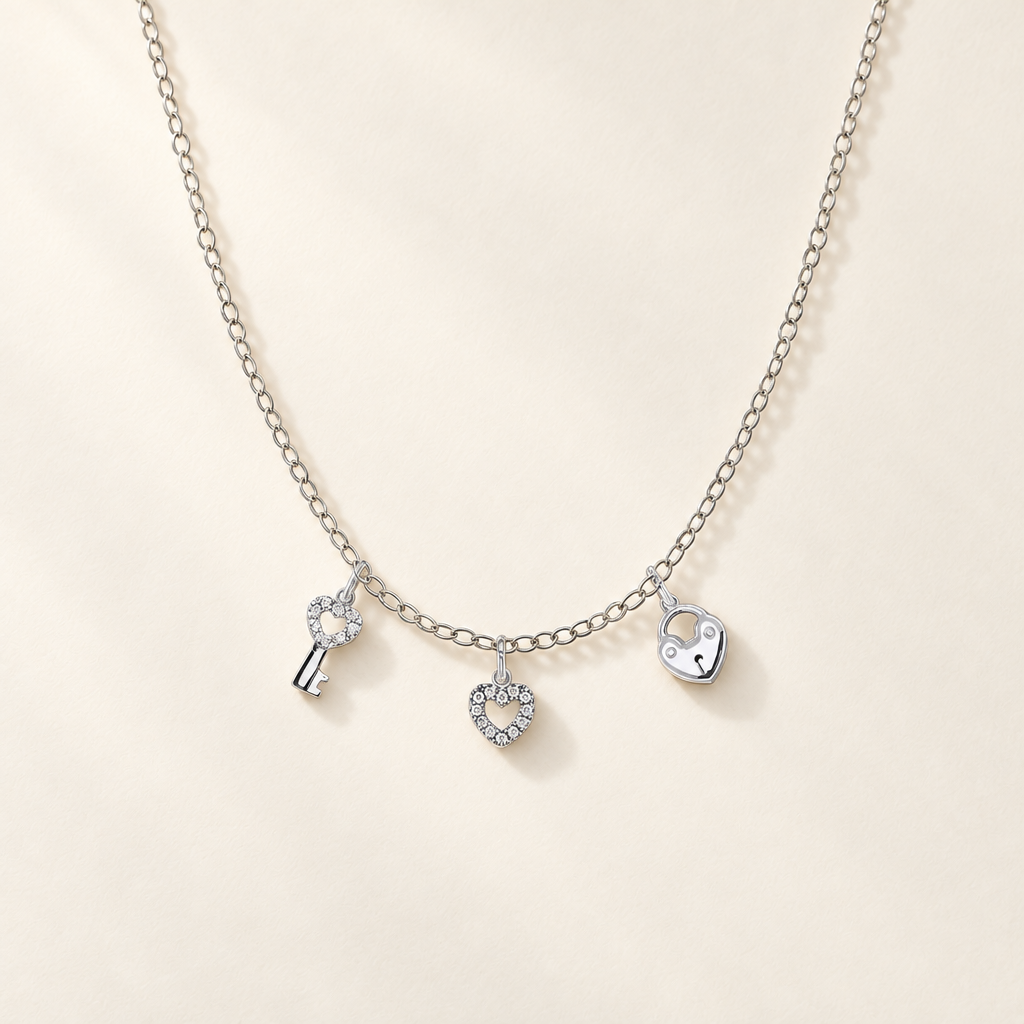 Collana Fancy con Chiave, Cuore e Lucchetto in Oro Bianco | Facco Gioielli