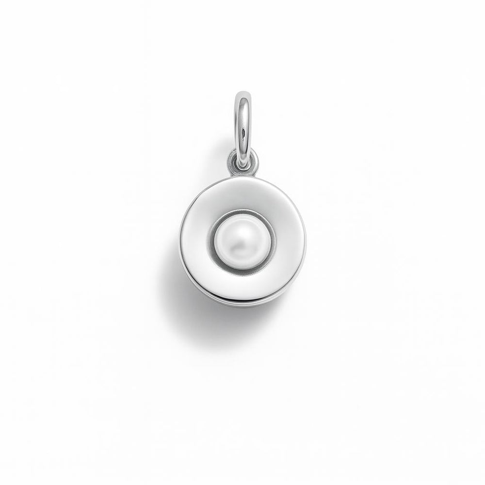 Charm Cerchio in Oro Bianco e Perla