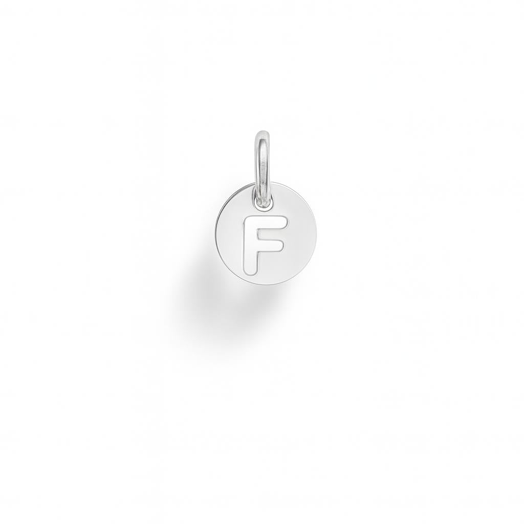 Charm Letra F en Oro Blanco – Modelo 3