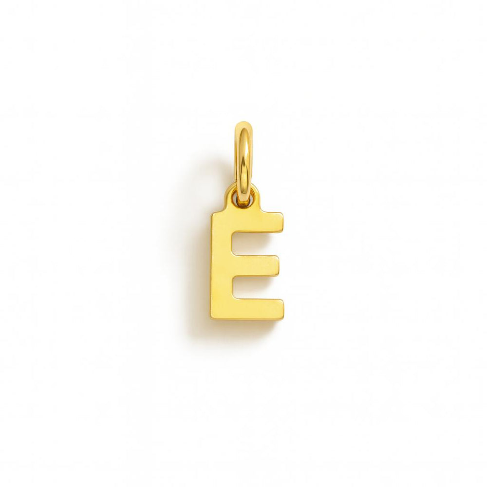 Charm Lettera E in Oro Giallo – Modello 1