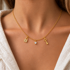 Collana Fancy con Lucchetto, Cuore e Chiave in Oro Giallo indossata | Facco Gioielli