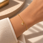 Bracciale Fancy con Luna in Oro Giallo indossato | Facco Gioielli